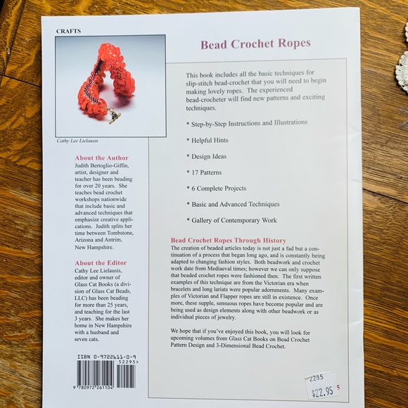 ! Vintage 2002 Beaded Crochet Ropes how-to booklet by Judith Bertoglio-Giffin - Picture 3 of 11